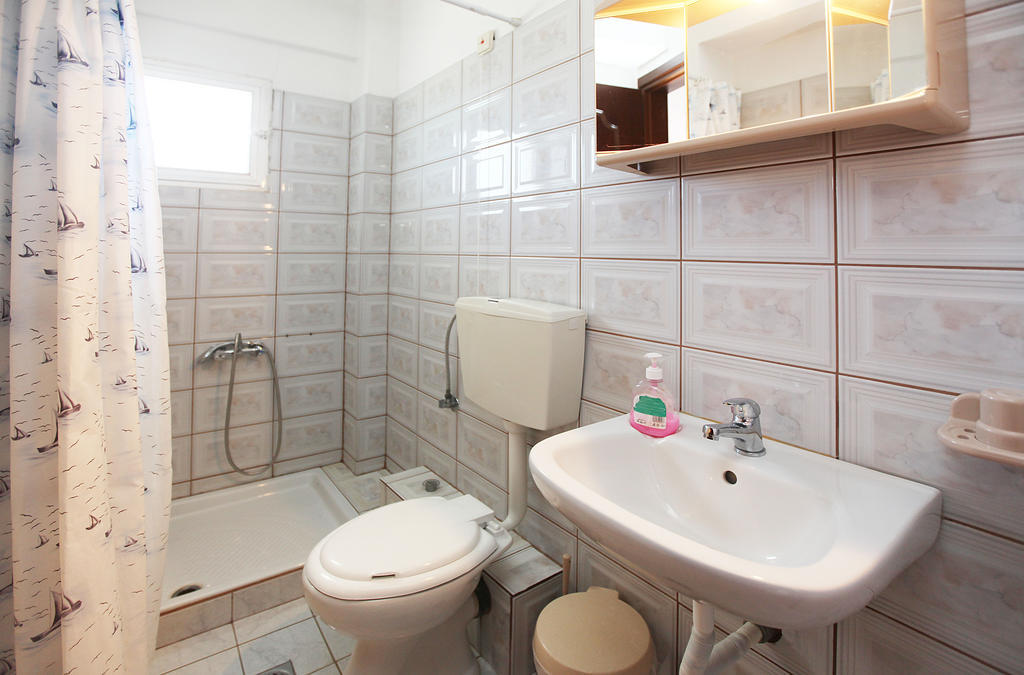 Hotel Fourkos Limenas  Ruang foto