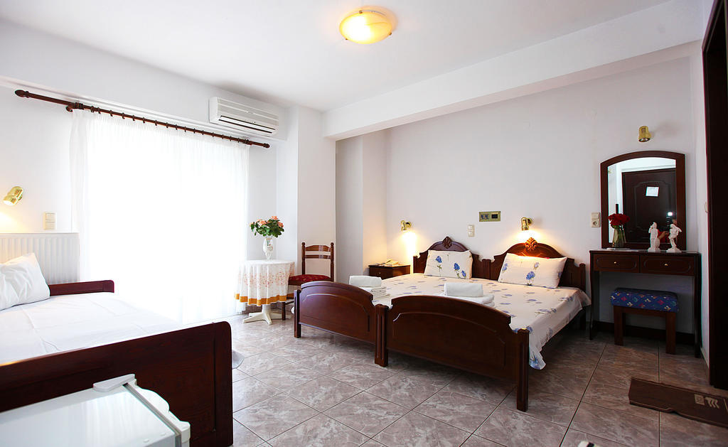 Hotel Fourkos Limenas  Bagian luar foto