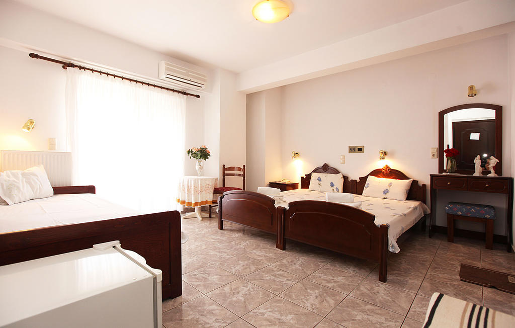 Hotel Fourkos Limenas  Bagian luar foto