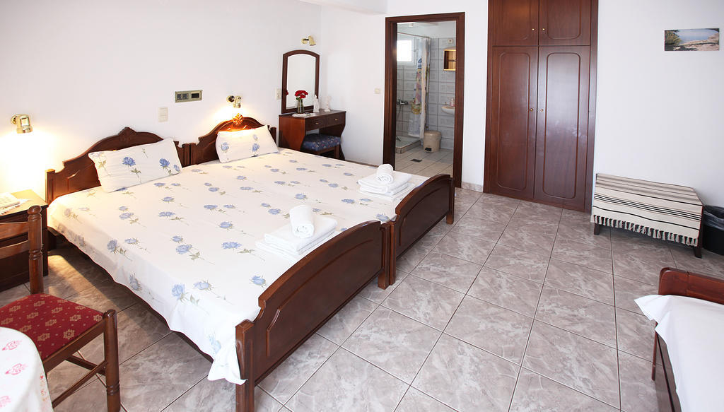 Hotel Fourkos Limenas  Bagian luar foto